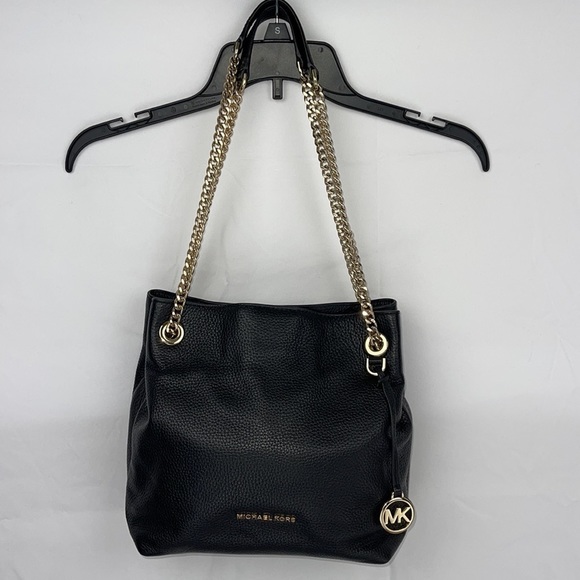 MICHAEL Michael Kors Handbags - NWT Michael Kors, black leather jet set chain purse/handbag/shoulder